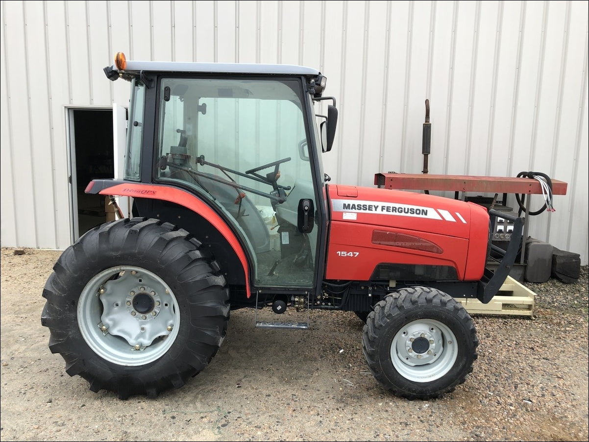 Catalogo De Peças MASSEY FERGUSON -MF 1547 - Trator Compacto