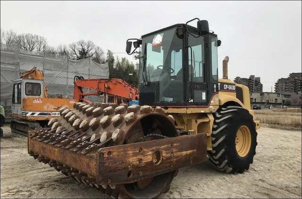 CATALOGO DE PEÇAS CATERPILLAR - CP-563D - ROLO COMPACTADOR VIBRATÓRIO EM PDF