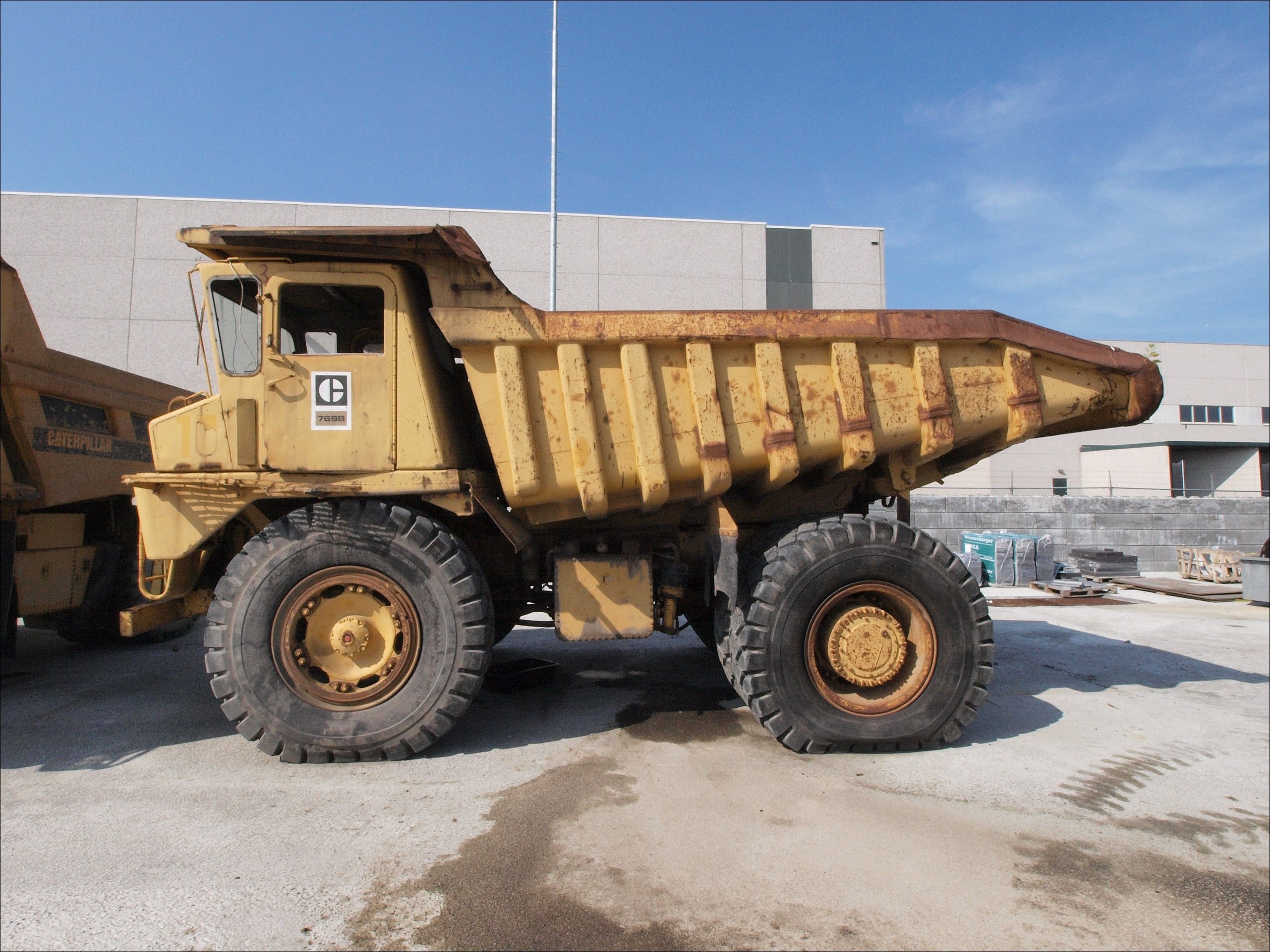 CATALOGO DE PEÇAS CATERPILLAR - 769B - CAMINHÃO BASCULANTE EM PDF