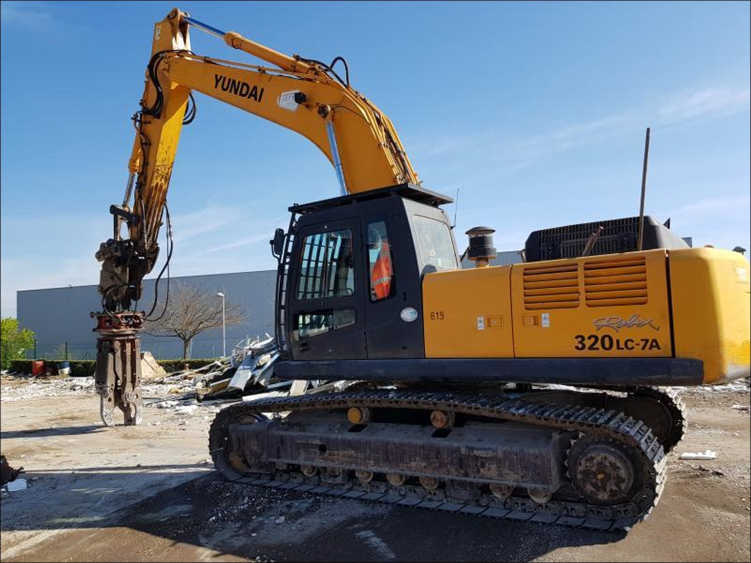 manual-de-servi-o-hyundai-r320lc-7a-escavador-hidr-ulico-catalogo