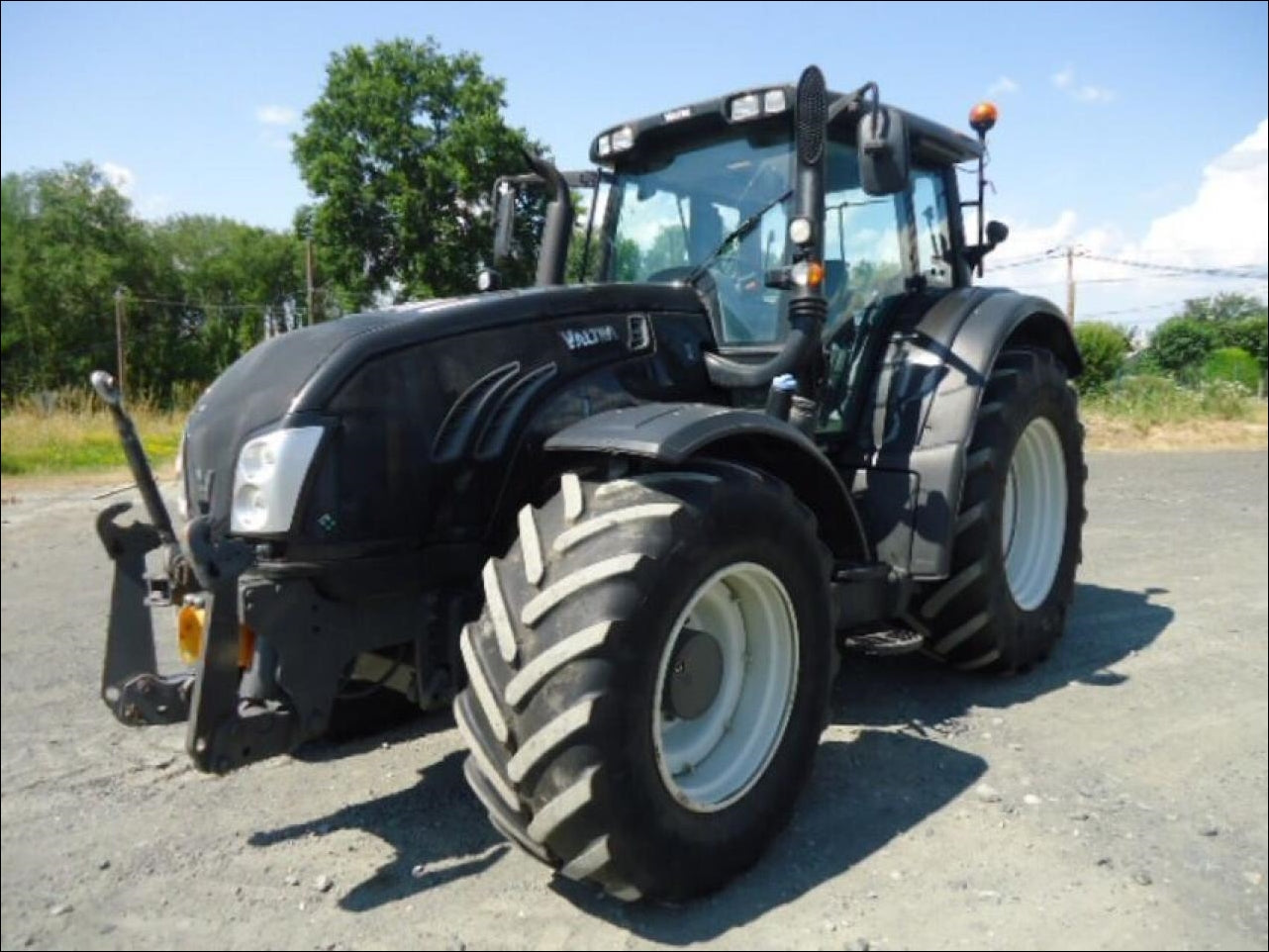 Catálogo De Peças Valtra - T153D (T3 SERIES) - Trator