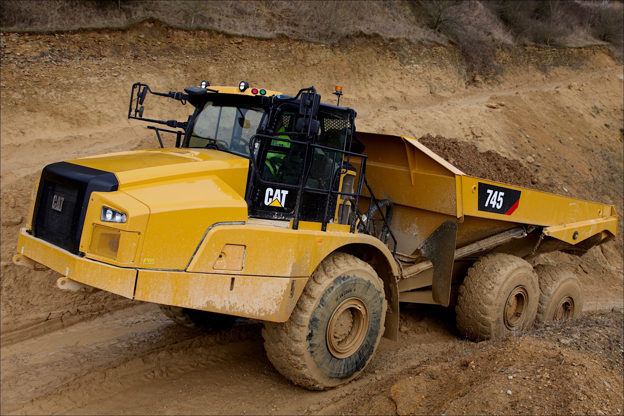 CATALOGO DE PEÇAS CATERPILLAR - 745 - CAMINHÃO ARTICULADO - EM PDF