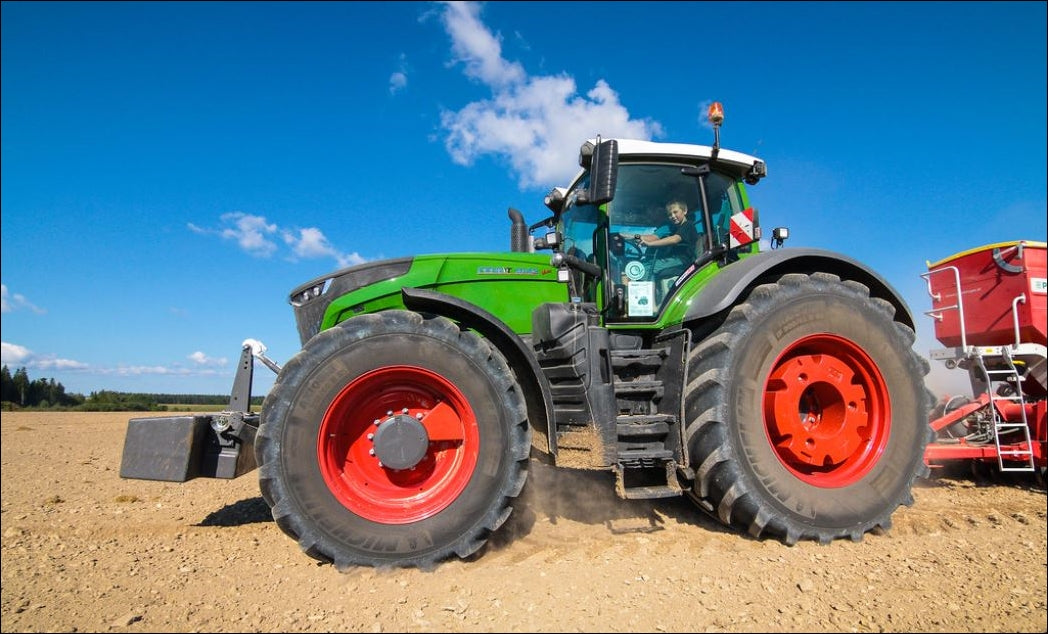 Catalogo De Peças FENDT - 1042NA S4 - Trator