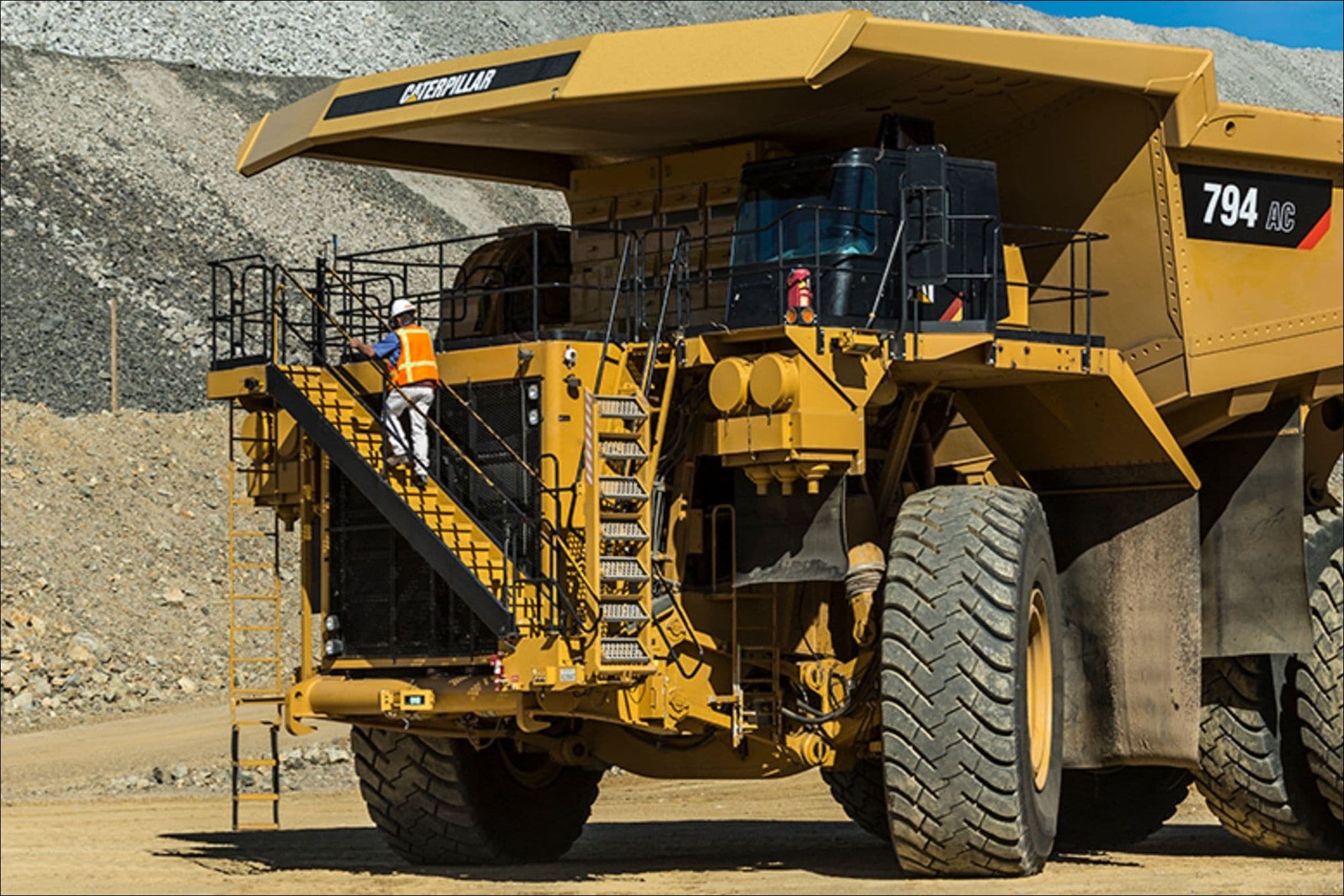 CATALOGO DE PEÇAS CATERPILLAR - 794 AC - CAMINHÃO BASCULANTE EM PDF