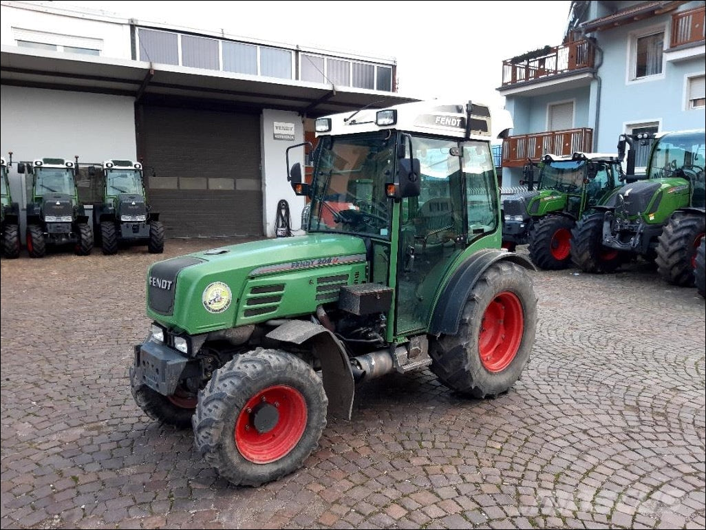 Catalogo De Peças FENDT - 208V NA - Trator