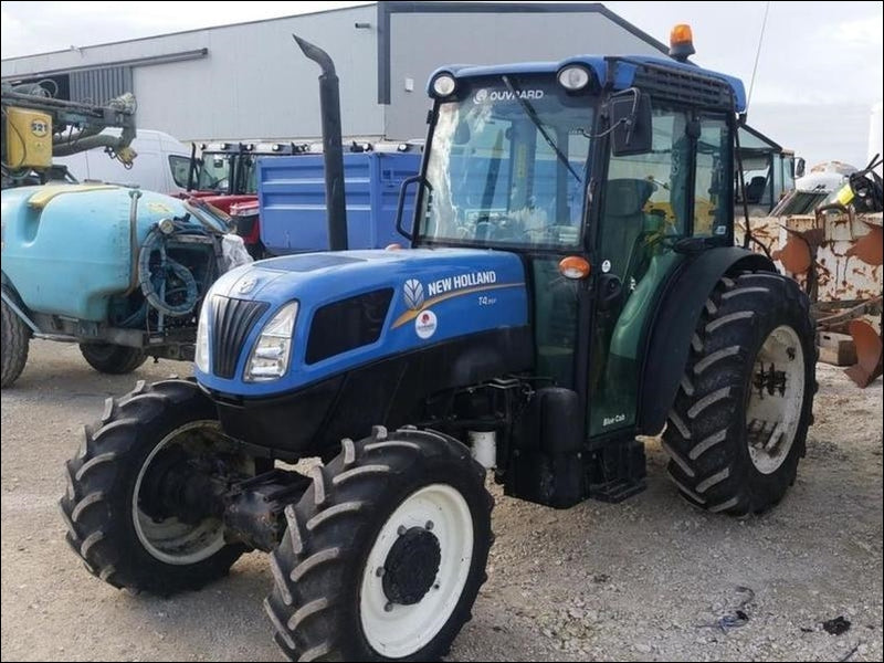 Catalogo De Pecas New Holland - T4.95F - TIER 3 - 2012 - Trator