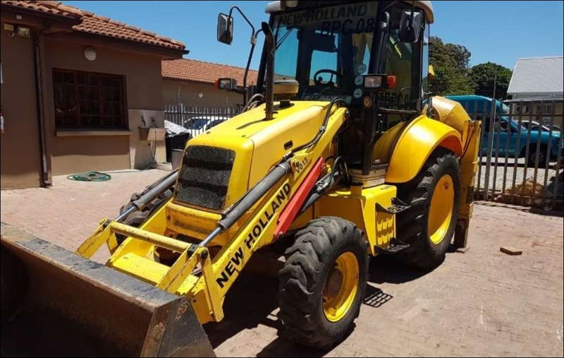 Catalogo De Pecas New Holland LB90-B - Retroesc - 2005/2006