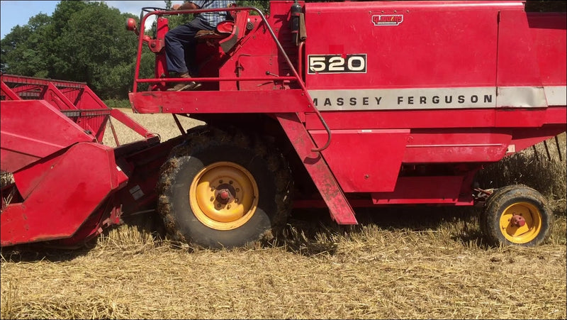 Catalogo De Peças MASSEY FERGUSON - MF 520\525 COMBINES