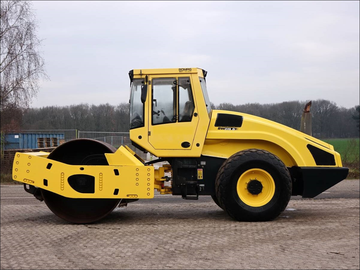 Operação E Instruções E Manutenção BOMAG - BW219 D-4\PD-4