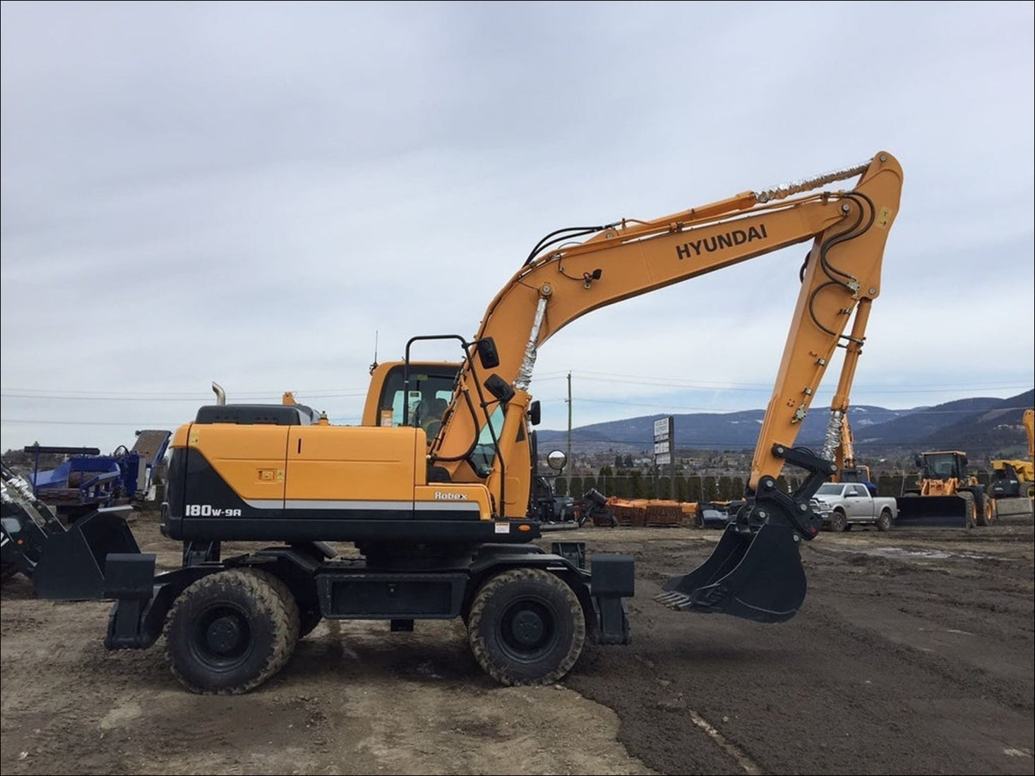 Manual De Serviço HYUNDAI - R180W-9A - Escavador De Rodas