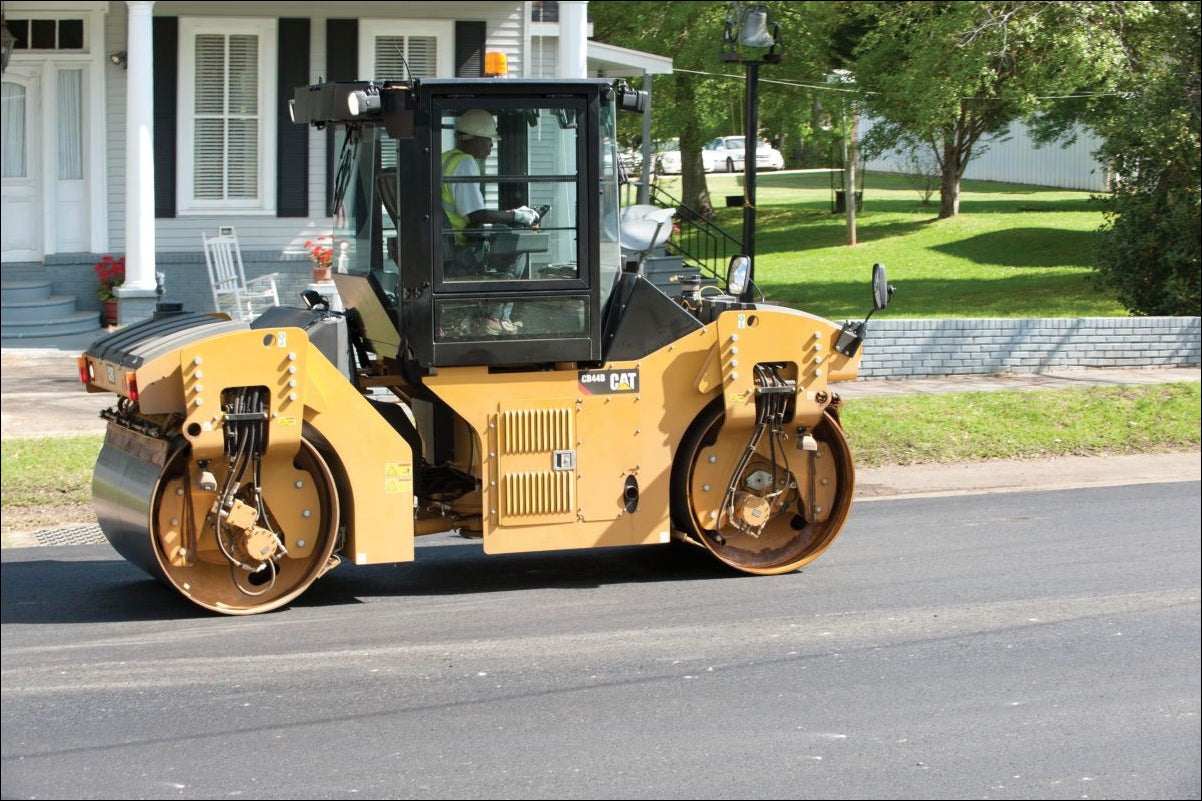 Manual de Serviço CATERPILLAR - CB-44B - Rolo Compactador Vibratório (Inglês) PDF