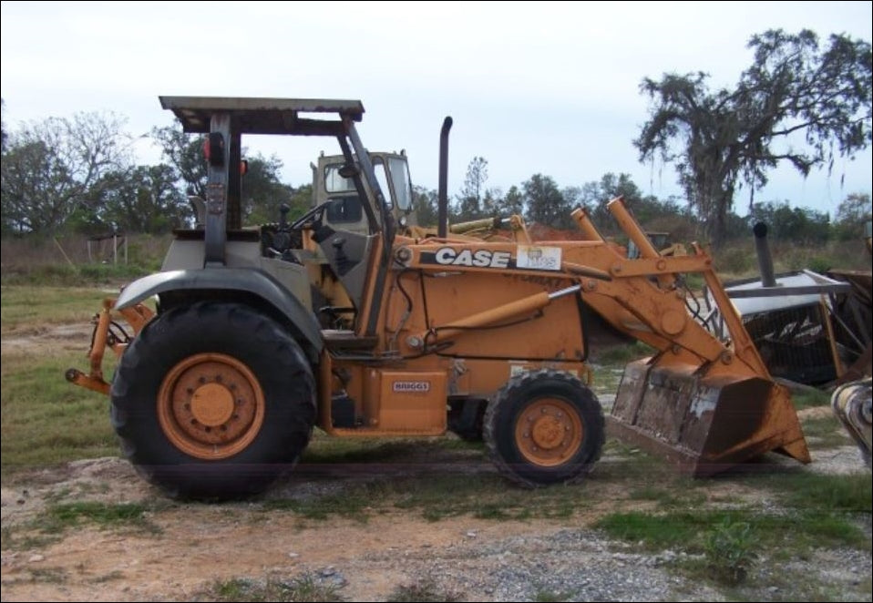 Catalogo De Peças CASE - 580MXT - Retro-Carregadora - 02\03