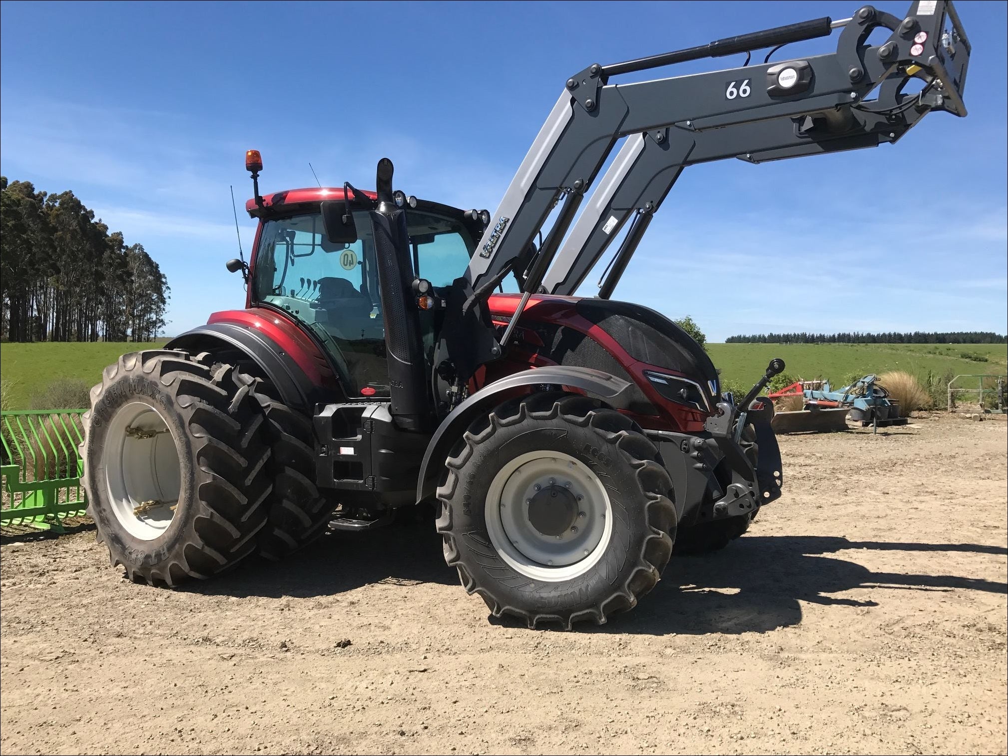 Catálogo De Peças Valtra - T144H 1B8 (T4 SERIES) - Trator