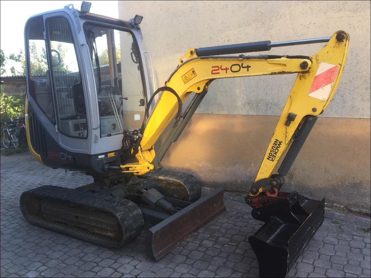 Catalogo De Peças WACKER NEUSON - 2404 - Escavadeira - INGLES
