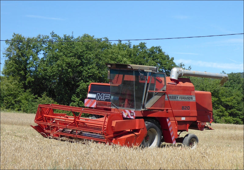 Catalogo De Peças MASSEY FERGUSON - MF 820\825 COMBINES