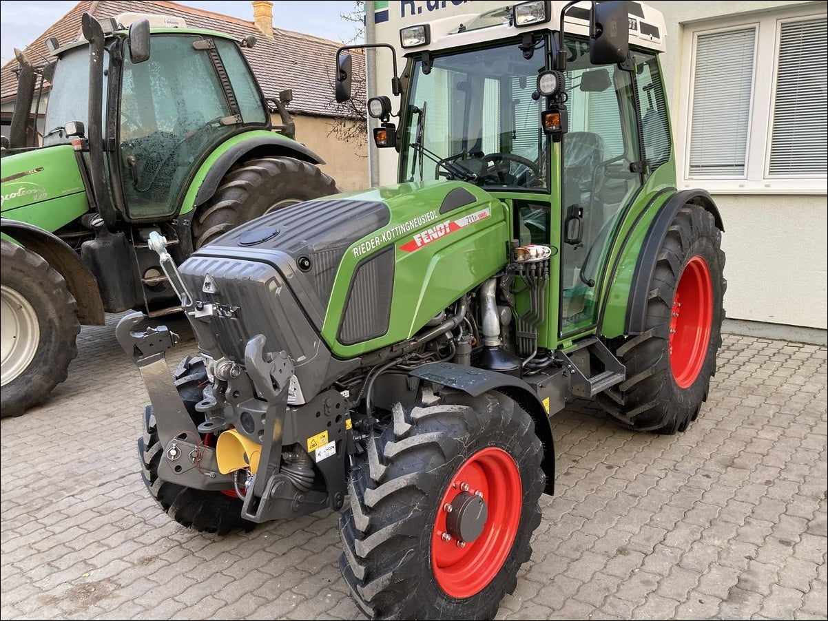 Catalogo De Peças FENDT - 211V+F VARIO - Trator