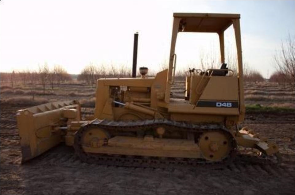 CATALOGO DE PEÇAS CATERPILLAR - D4B - TRATOR DE ESTEIRA EM PDF