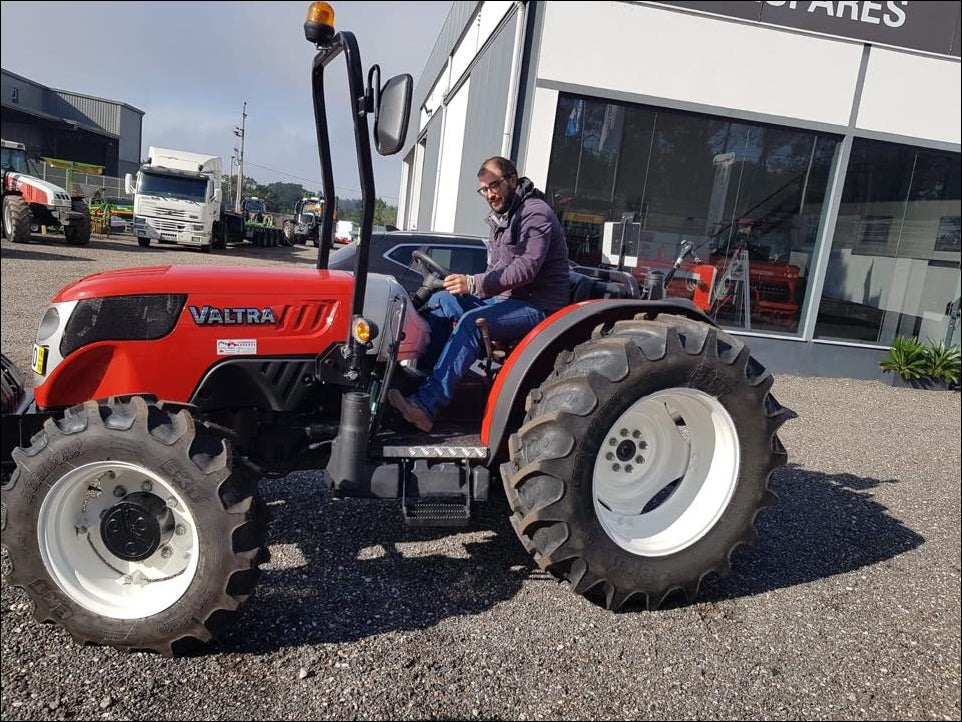 Catálogo De Peças Valtra - A73O - Trator