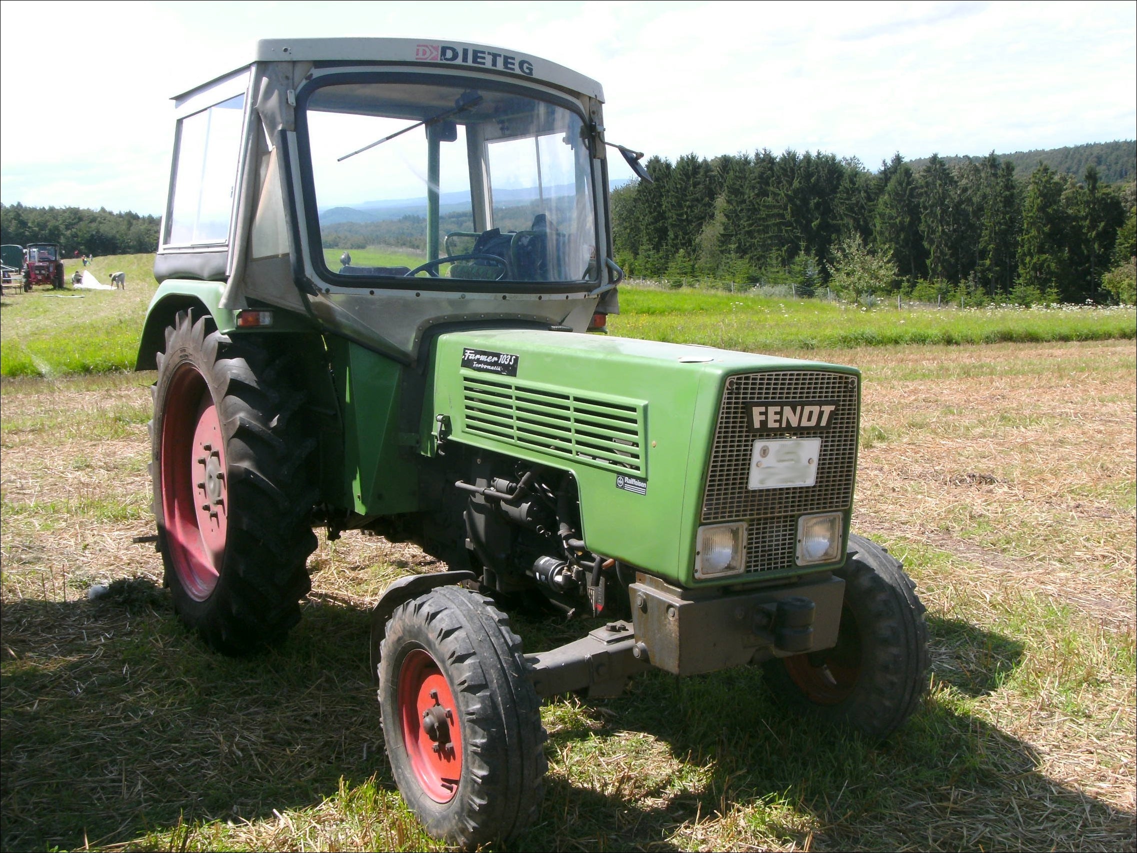 Catalogo De Peças FENDT - FARMER 103 - Trator