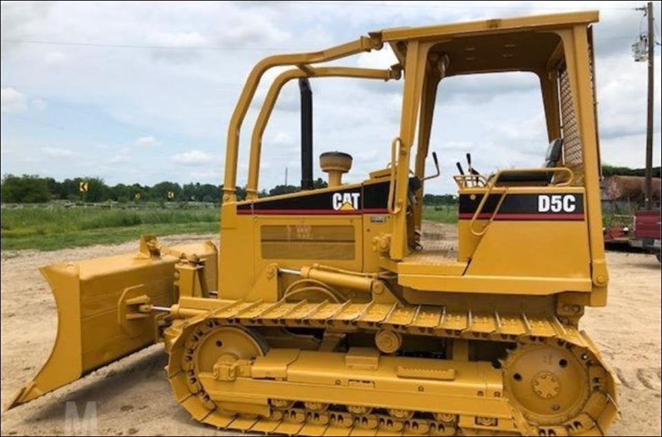 CATALOGO DE PEÇAS CATERPILLAR - D5C - TRATOR DE ESTEIRA EM PDF
