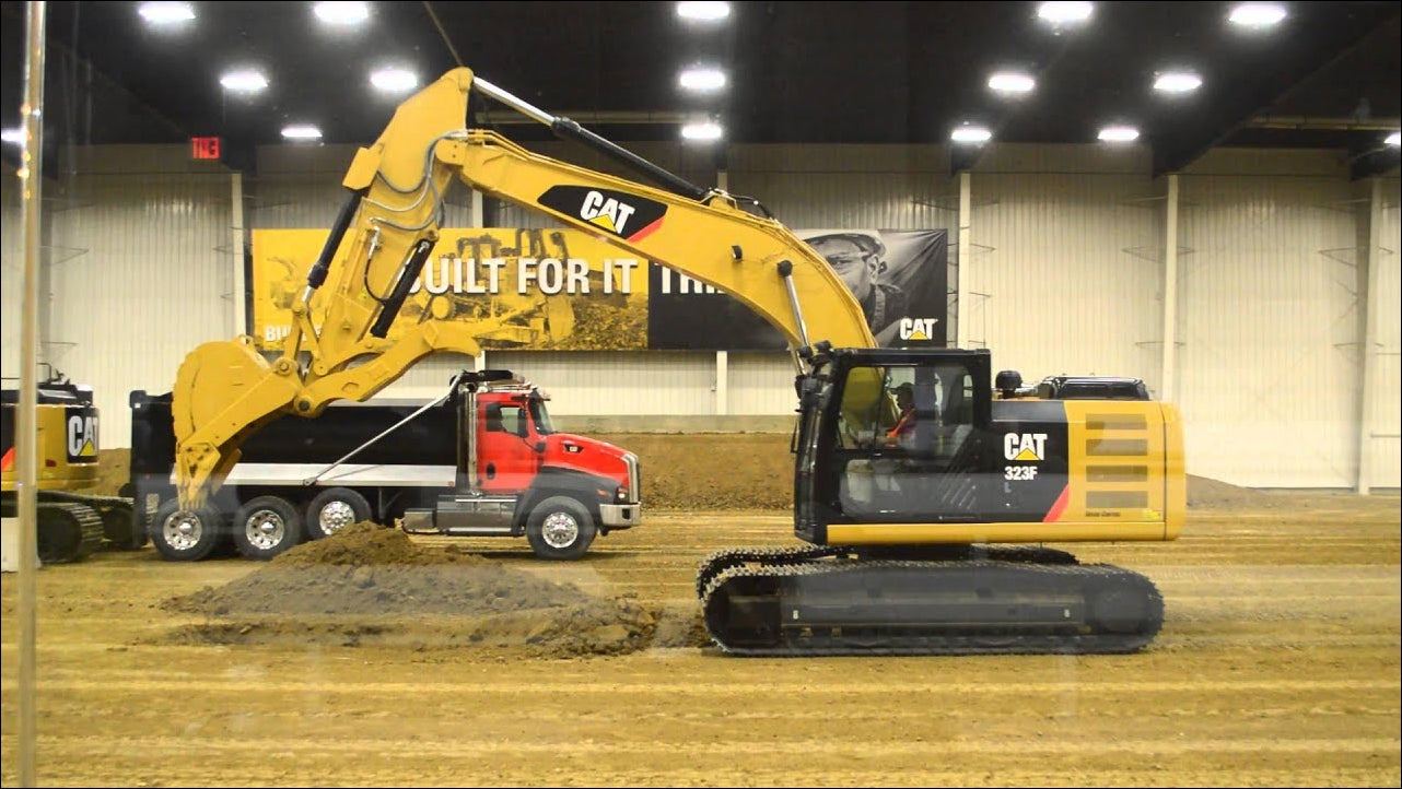 CATALOGO DE PEÇAS CATERPILLAR - 323F - ESCAVADEIRA EM PDF
