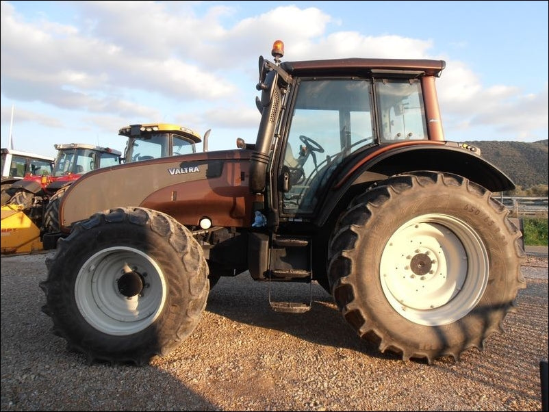 Catálogo De Peças Valtra - T121H (T1 SERIES) - Trator