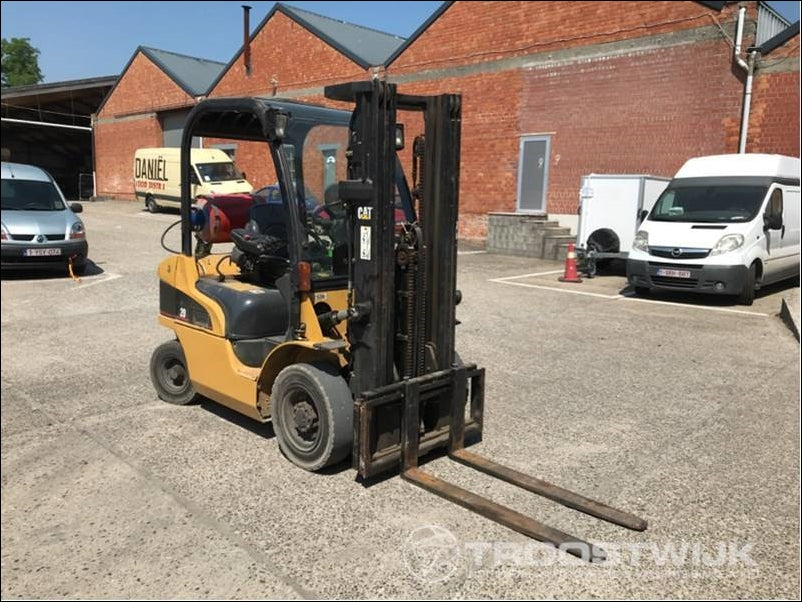 Catalogo De Peças CATERPILLAR - GP20N - Empilhadeira
