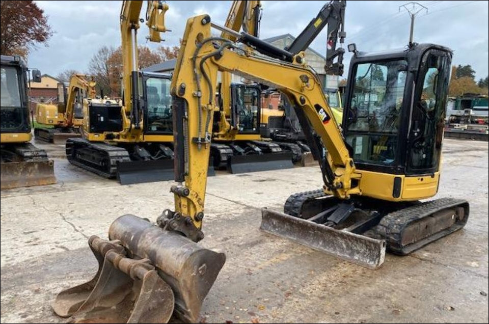 CATALOGO DE PEÇAS CATERPILLAR - 303 - MINI ESCAVADEIRA HIDRÁULICA EM PDF