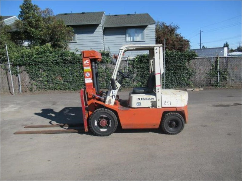 Manual De Serviços NISSAN - B01-B02 - Empilhadeira - INGLES