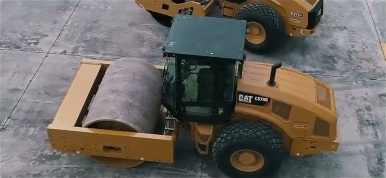 CATALOGO DE PEÇAS CATERPILLAR - CS79B - ROLO COMPACTADOR VIBRATÓRIO EM PDF