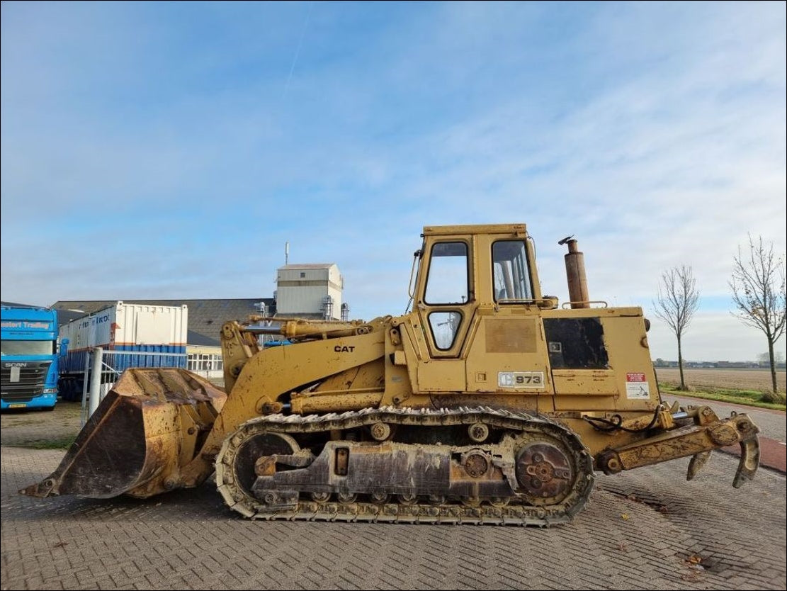 CATALOGO DE PEÇAS CATERPILLAR - 973 - CARREGADEIRA DE ESTEIRA EM PDF