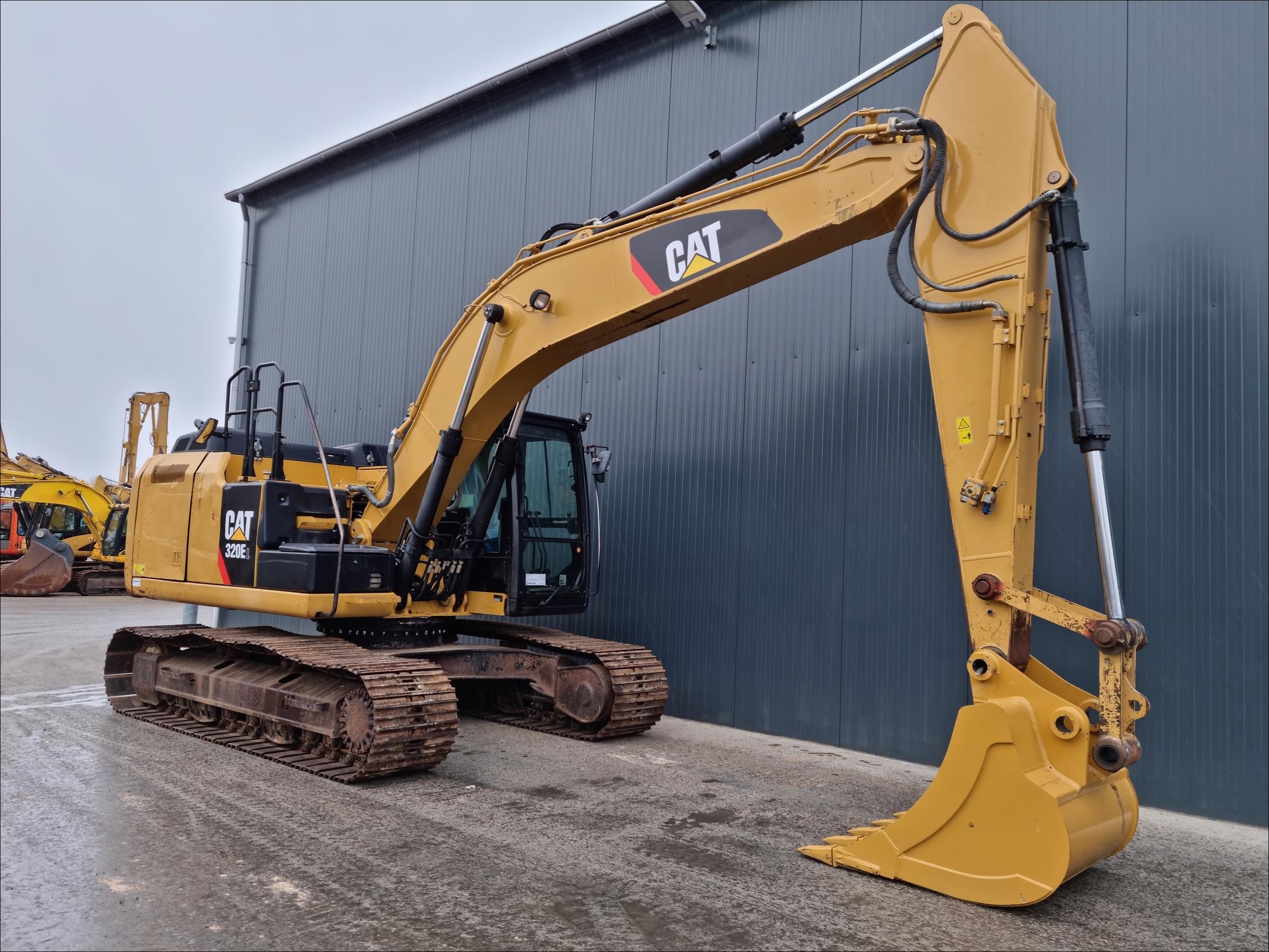Manual de Serviço CATERPILLAR - 320E L - Escavadora (Inglês) PDF