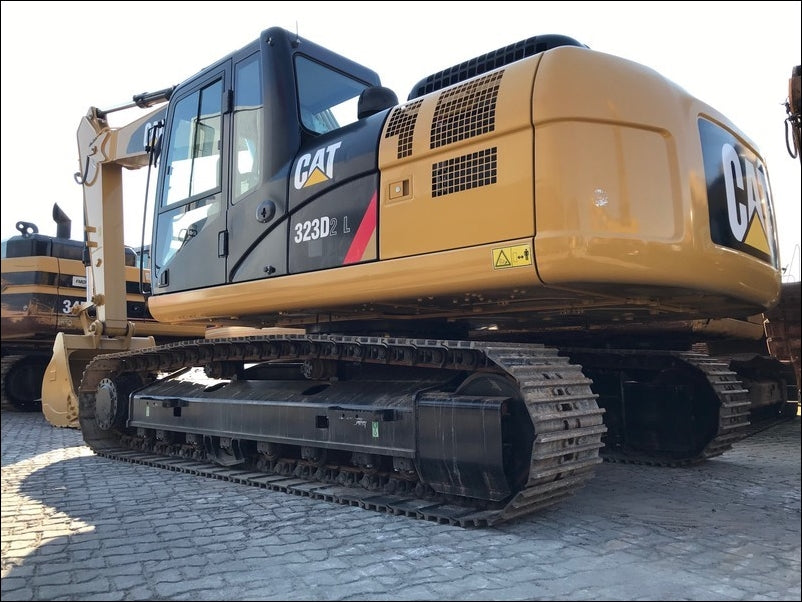 Manual de Serviço CATERPILLAR - 323D2 L - Escavadora (Inglês) PDF