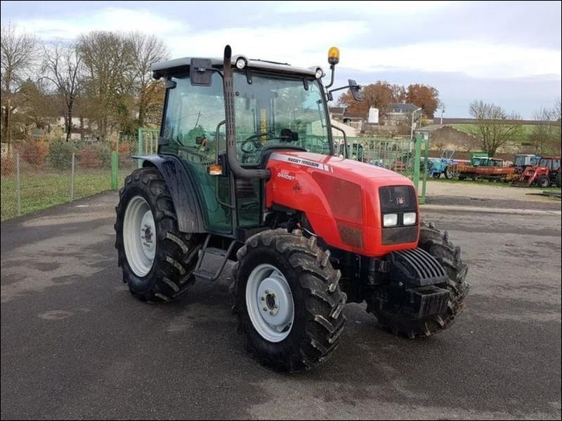 Catalogo De Peças MASSEY FERGUSON - MF 2440 ST\GE - Trator