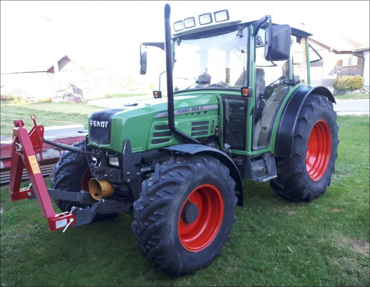 Catalogo De Peças FENDT - 208S - Trator