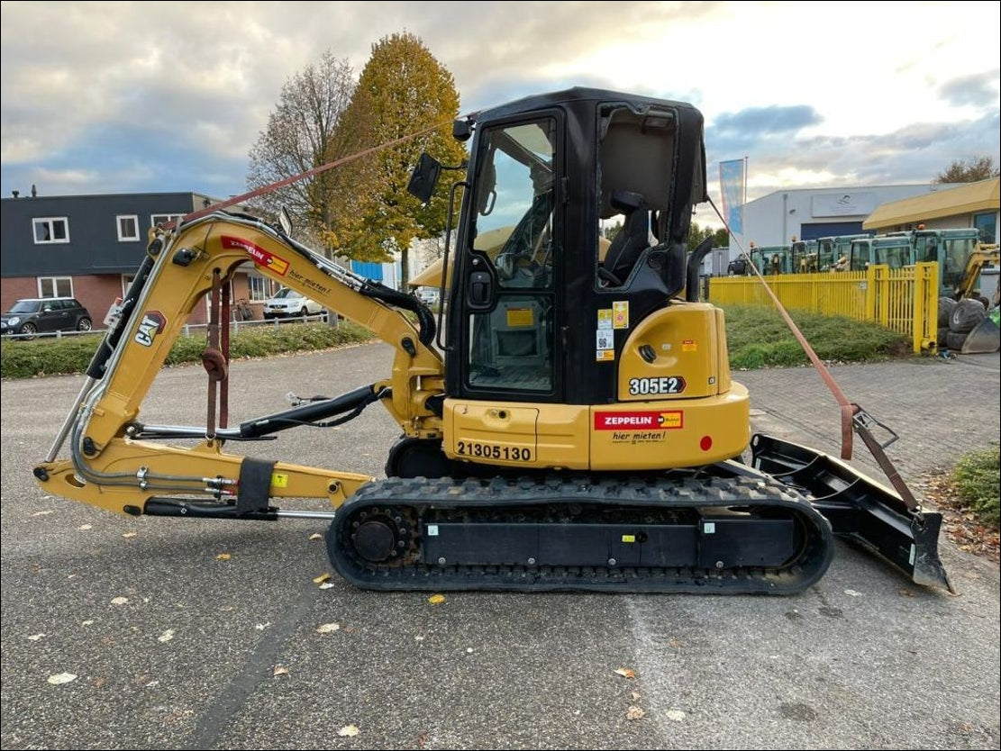 CATALOGO DE PEÇAS CATERPILLAR - 305E2 - MINI ESCAVADEIRA HIDRÁULICA EM PDF
