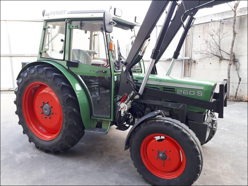 Catalogo De Peças FENDT - FARMER 260S - Trator