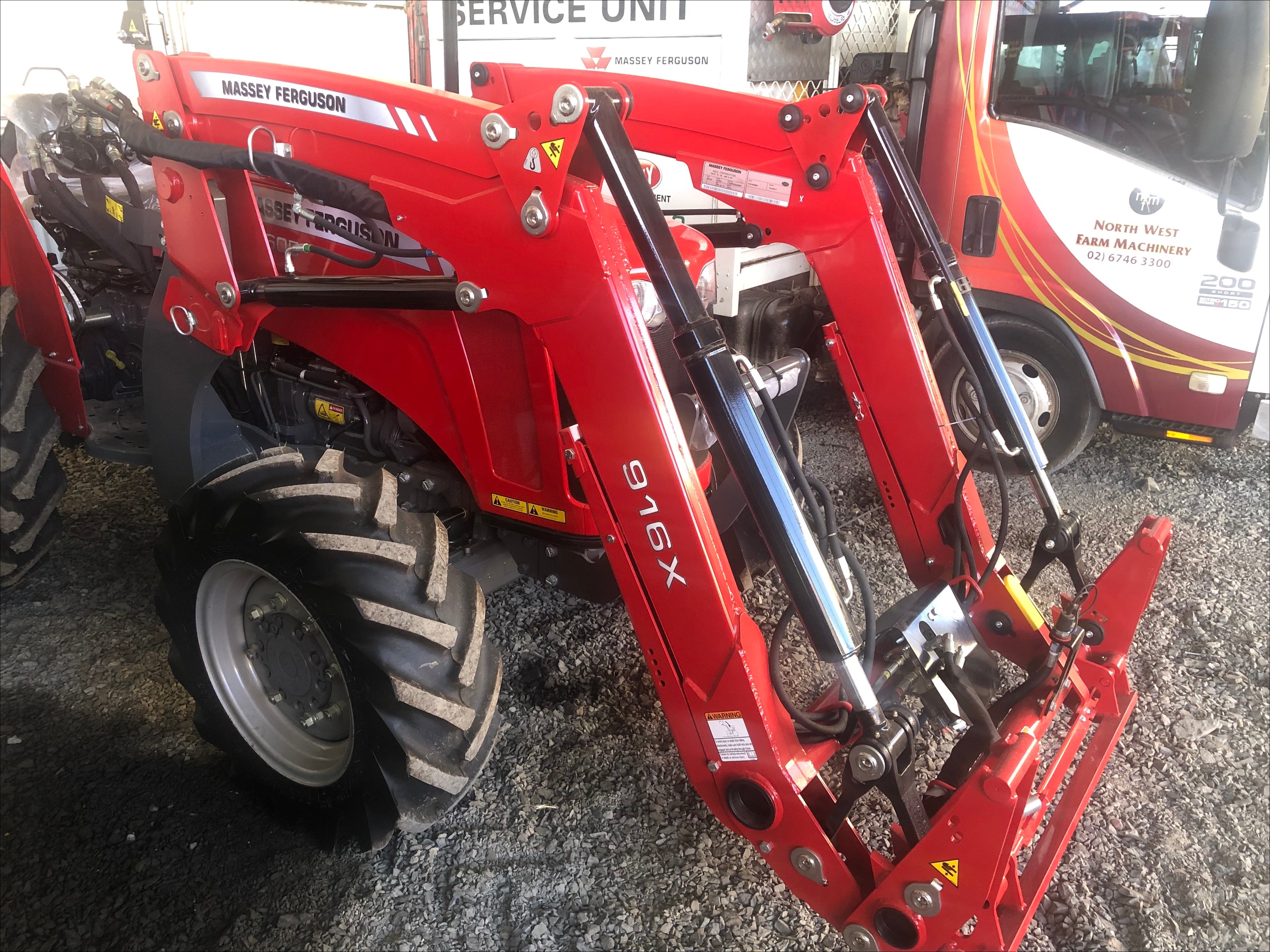 CATÁLOGO DE PEÇAS MASSEY FERGUSON - 916X - CARREGADOR